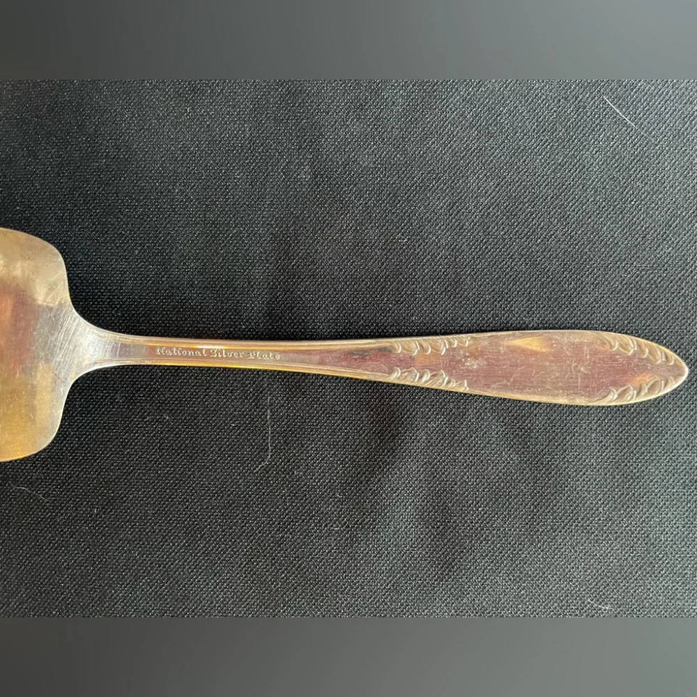 National Silver King Edward Pierced Pie Server